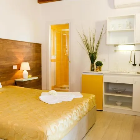 Ξενοδοχείο με διαμερίσματα La Vedetta Country 3*