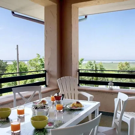 Ξενοδοχείο με διαμερίσματα La Vedetta Country 3*