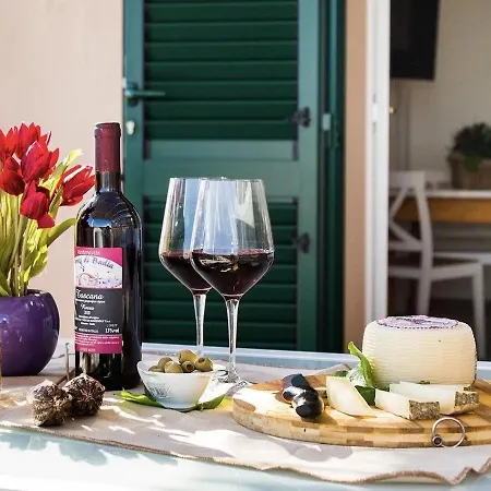 Ξενοδοχείο με διαμερίσματα La Vedetta Country 3*